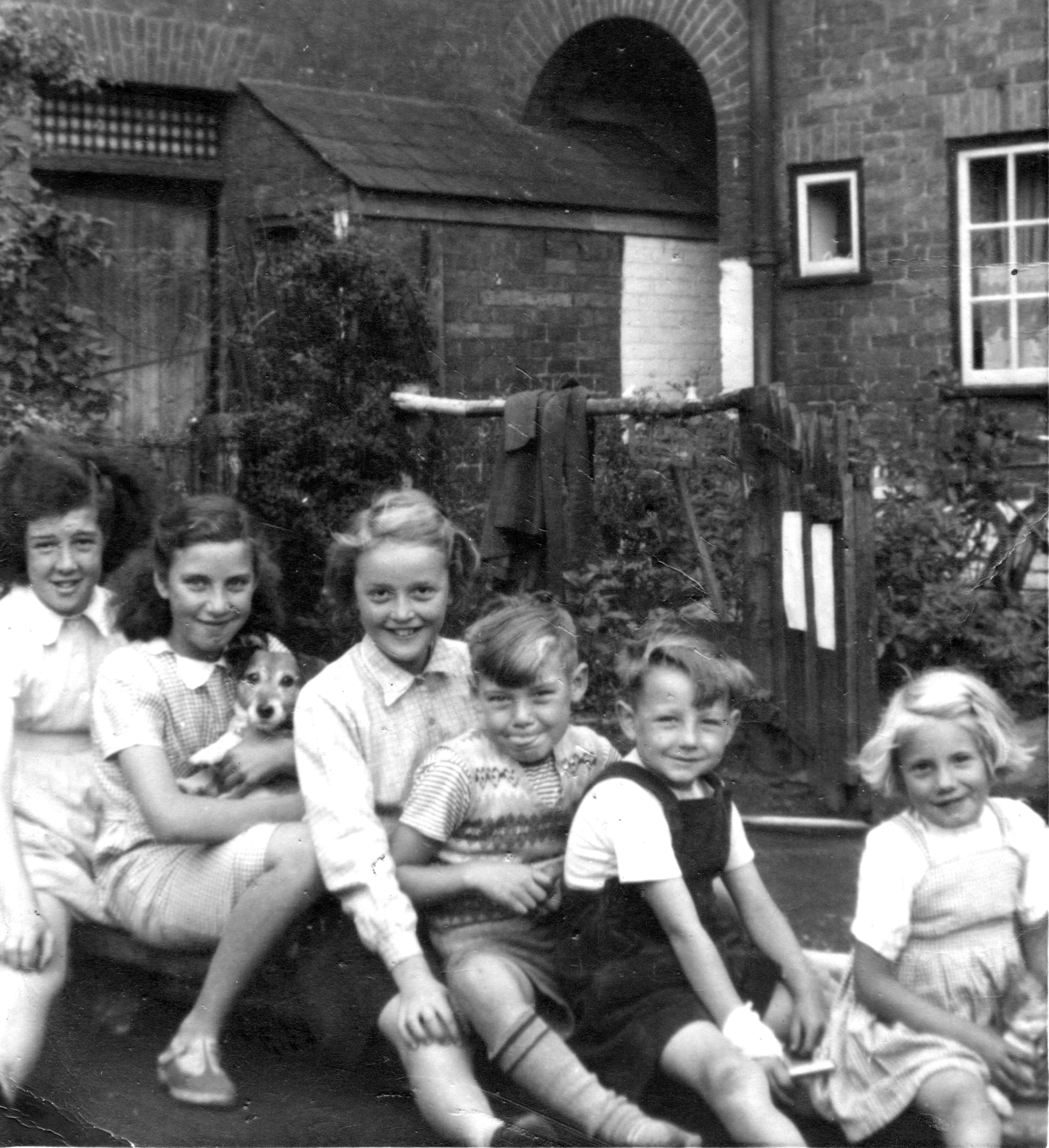  Photograph from right to left.<br/>
					Valery Jevons, Ernie Sealey, Roy Parker <br/> (I think his name was Roy).<br/> Ann Weaver, Rosemary Parker,<br/> Joyce Jevons.
					